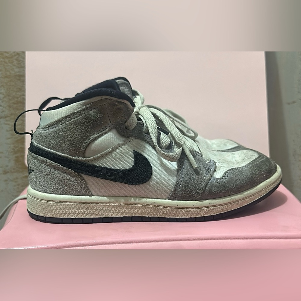 Jordan 1s kids